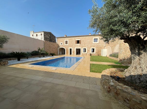 28 Carrer Comerç, Sa Pobla, Balearic Islands 07420
