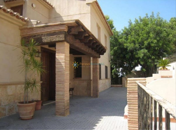 Oliva, Valencian Community 46780