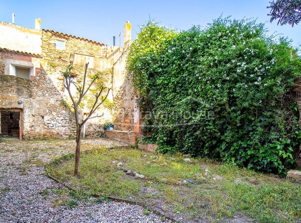 Gualta, Catalonia 17257