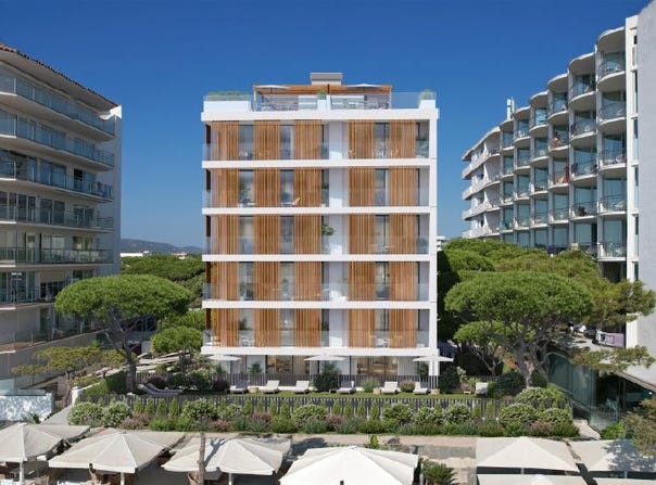 Platja d'Aro, Catalonia 17250