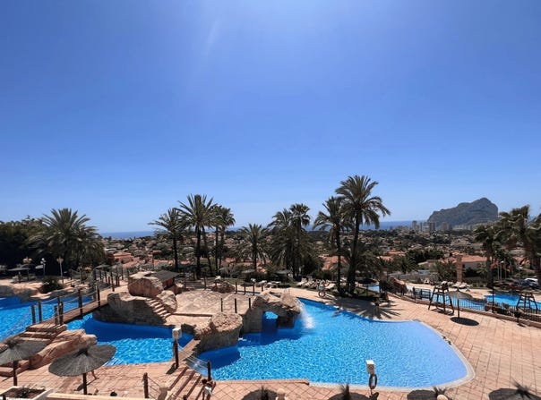 Calpe, Valencian Community 03710