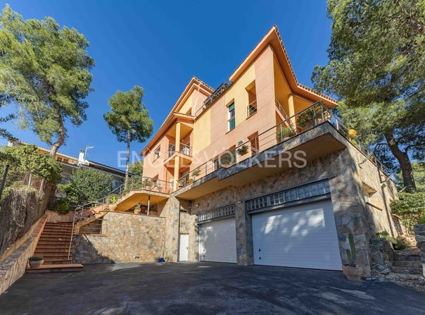 Vallirana, Catalonia 08759