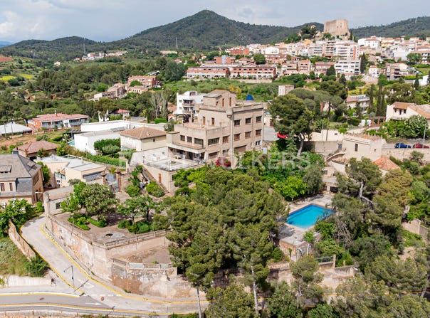 El Papiol, Catalonia 08754