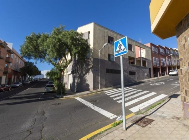 Santa Cruz de Tenerife, Canary Islands 38107
