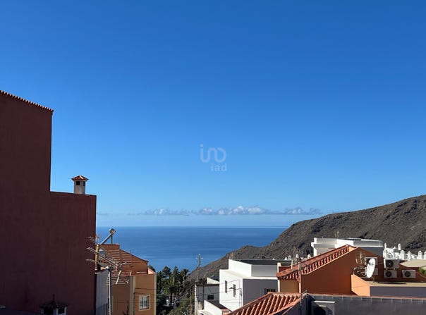 Santa Cruz de Tenerife, Canary Islands 38684