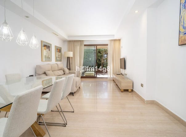 Nueva Andalucía, Malaga, Andalusia 04006