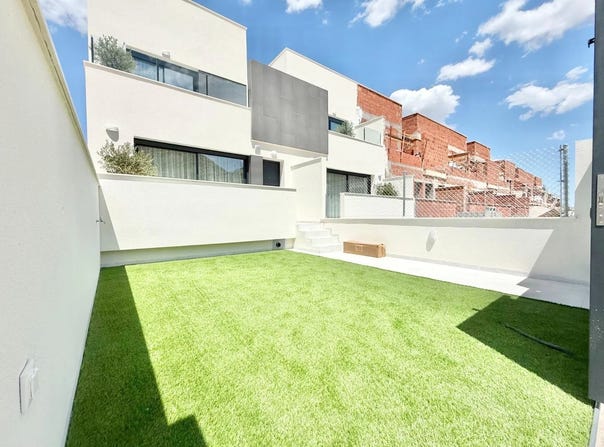 Cox, Alicante 03350
