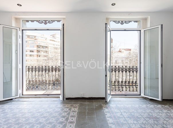 Valencia Capital, Valencian Community 46008