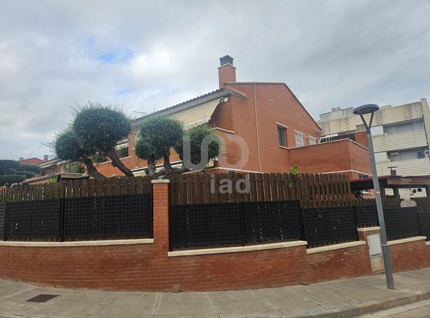Tarragona, Catalonia 43881