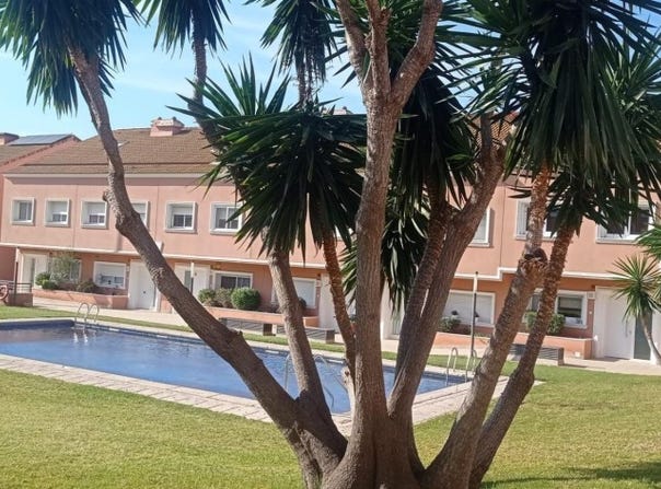 Vendrell, Catalonia 43700