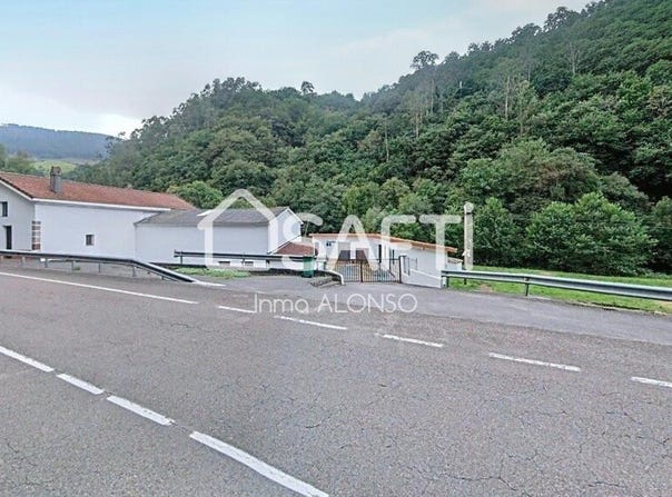 Santa Maria De Cayon, Cantabria 39694