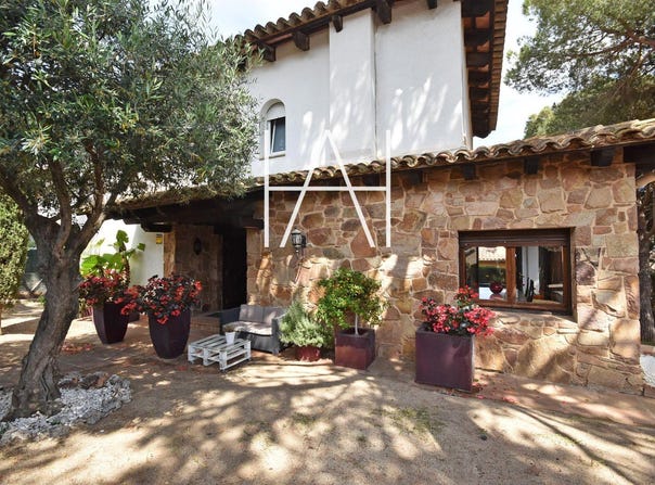 Vilassar de Dalt, Catalonia 08339