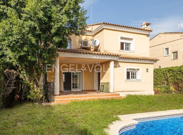 L'Eliana, Valencian Community 46183