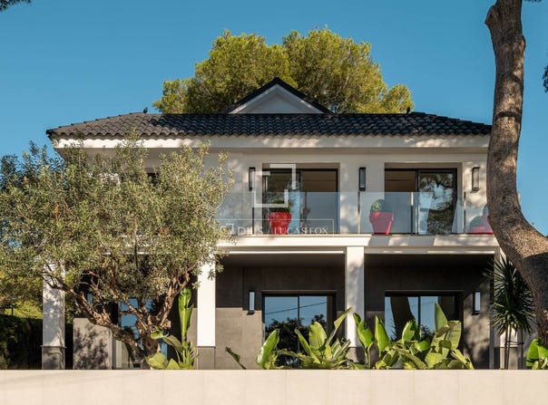 Castelldefels, Catalonia 08860