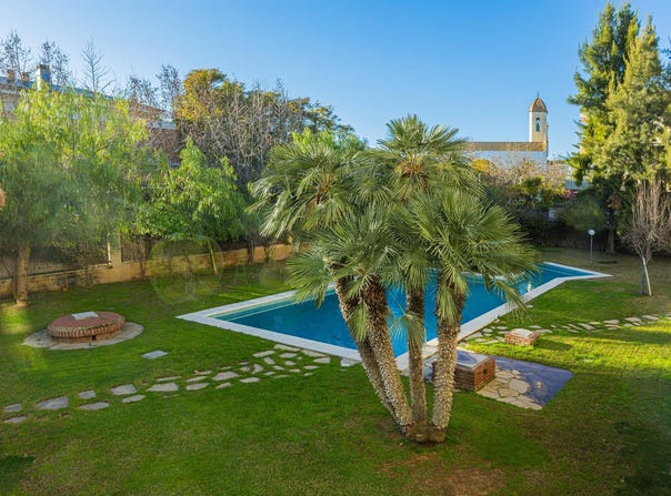 Sitges, Catalonia 08870