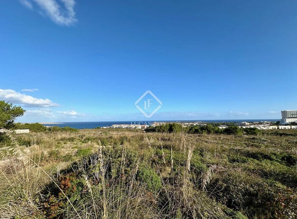 Es Mercadal, Balearic Islands 07740