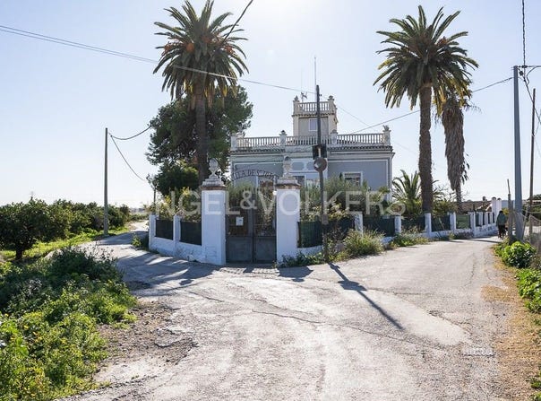 Paterna, Valencian Community 46980