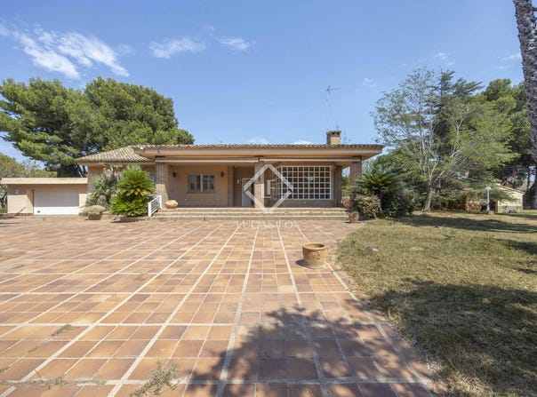 Paterna. La Cañada, Valencian Community 46980