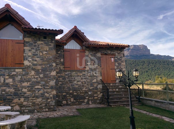 Huesca, Aragon 22712