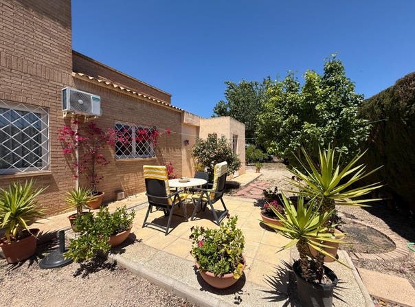 Elche pedanias, Valencian Community 03290