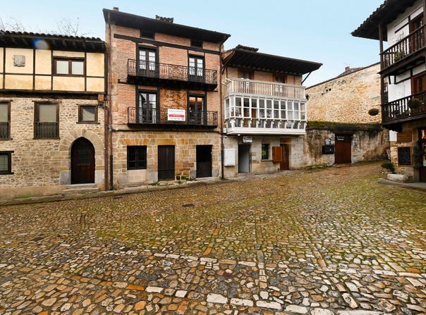 Santillana del Mar, Cantabria 39330