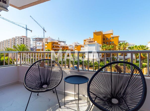 Calle Bajamar 2, Torrevieja, Valencian Community 03189