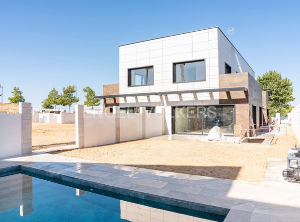 Boadilla del Monte, Community of Madrid 28660
