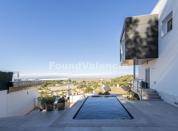 Valencia, Valencian Community