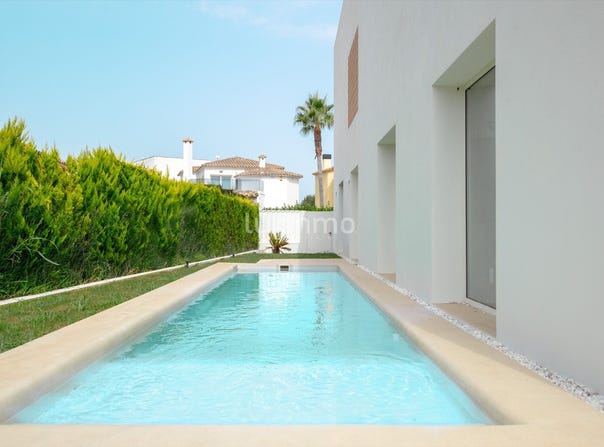 Oliva, Valencian Community 46780