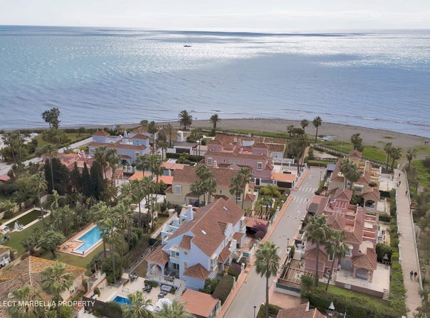 Calle Rafael Alberti, Marbella, Andalusia