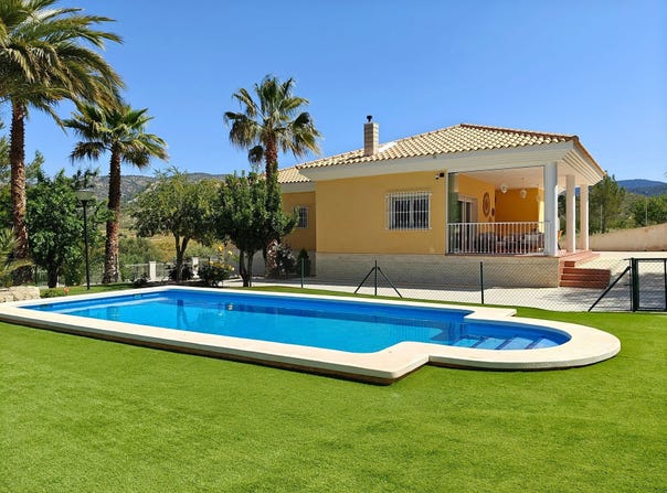Petrer, Valencia 03610