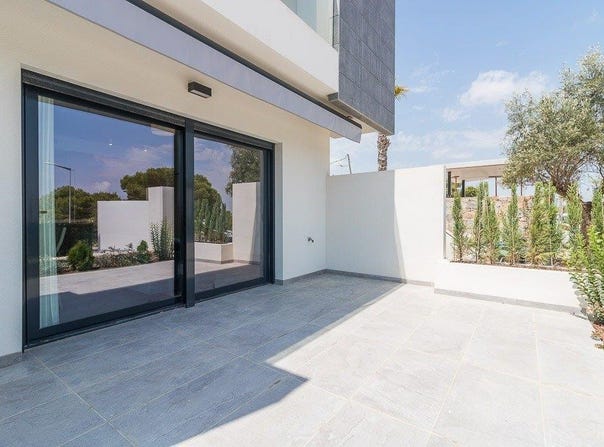 Torrevieja, Valencia 03180