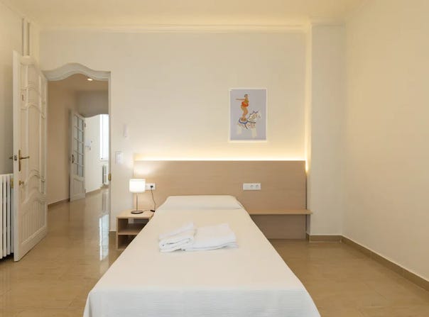 Carrer de Ciscar, Valencia, Valencian Community 46005