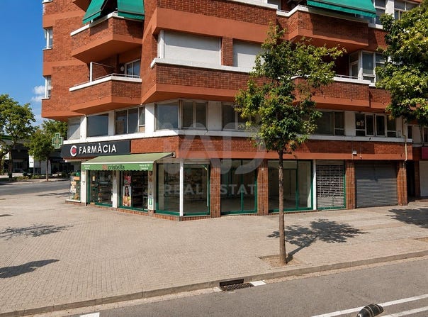 Sabadell, Catalonia 08206