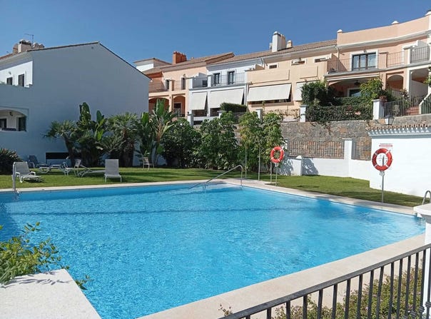 Estepona, Andalusia 29688