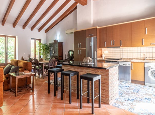 CIU CENTRO, Denia, Valencian Community 3700