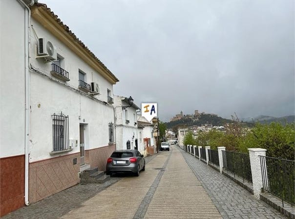 Alcalá la Real, Andalusia 23680