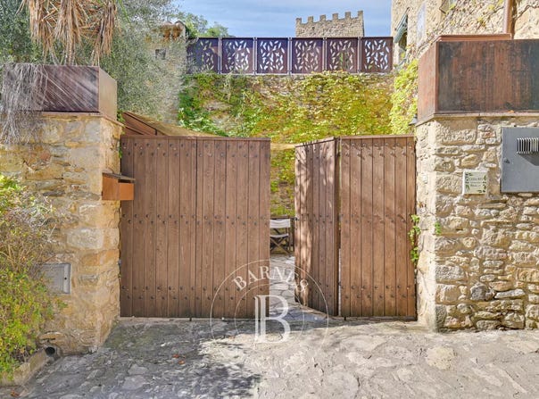 Peratallada, Catalonia 17113