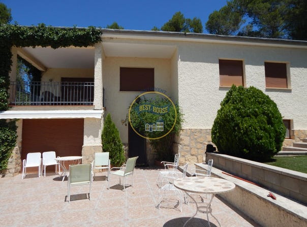 Banyeres de Mariola, Valencian Community 03450