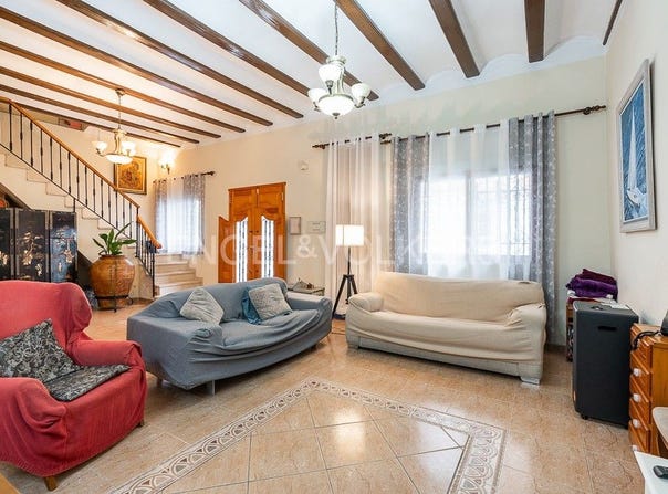 Valencia Capital, Valencian Community 46011