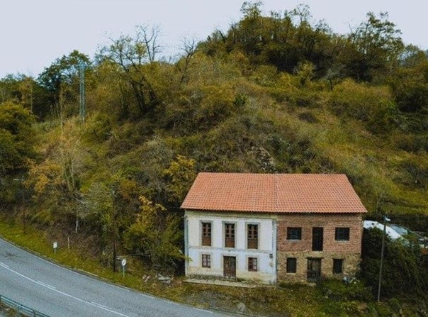 Quiros, Asturias 33117