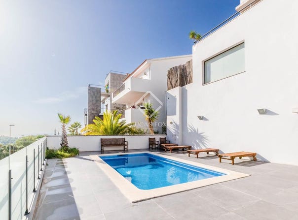 Sitges, Catalonia 08870