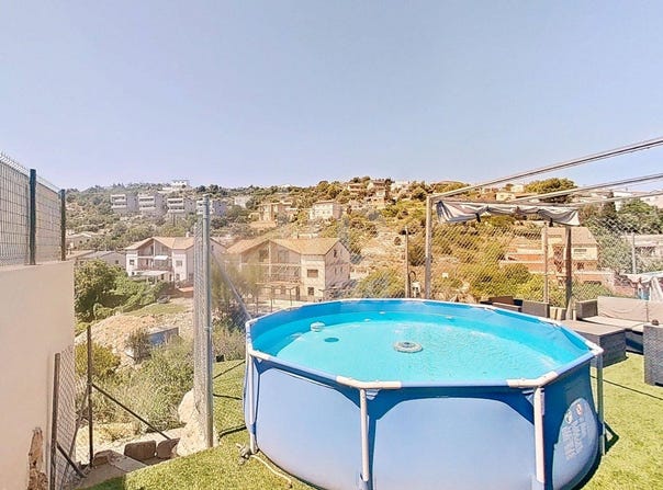 Tarragona, Catalonia 43882