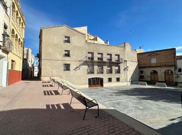 Plaça Puntaire, Portimão, Catalonia 43720