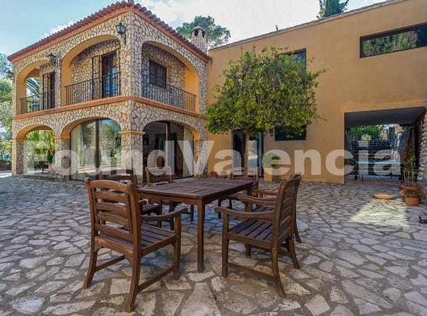 Valencia, Valencian Community 46800