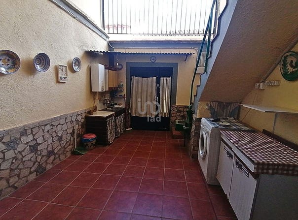 Toledo, Castile-La Mancha 45660