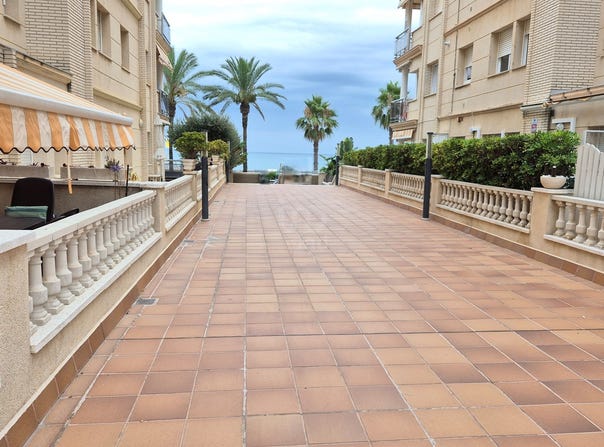 Tarragona, Catalonia 43820