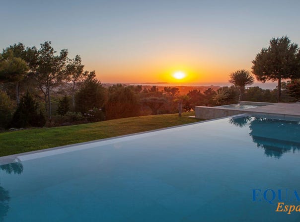 Ibiza, Balearic Islands 07800