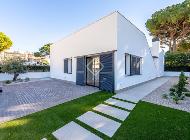Cambrils, Catalonia 43850