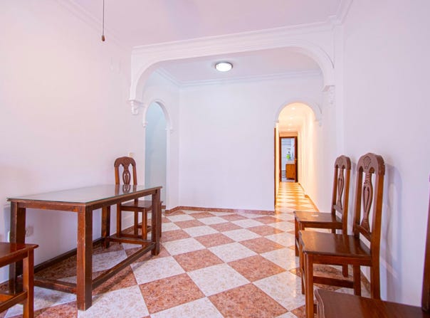 Sevilla, Andalusia 41016